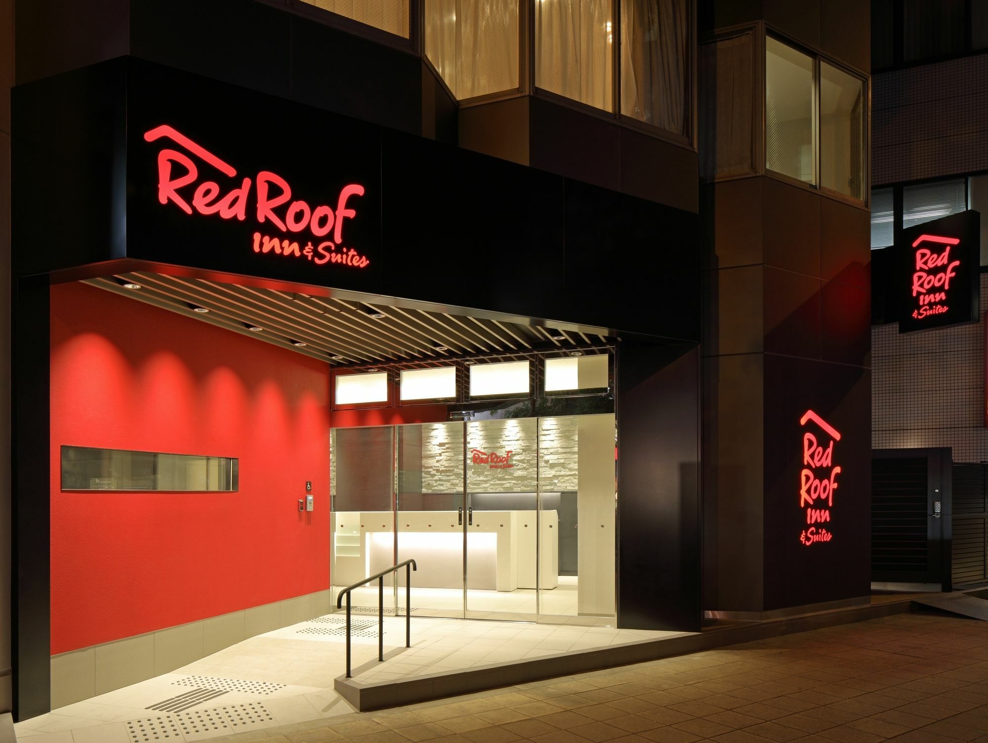 Red Roof Inn & Suites Osaka Namba Nipponbashi Esterno foto
